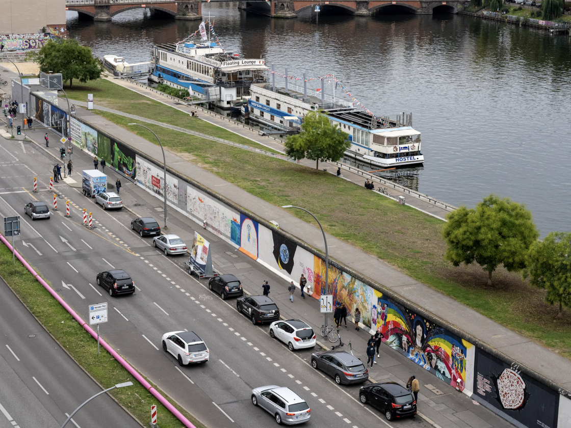 Blick von oben auf die East Side Gallery